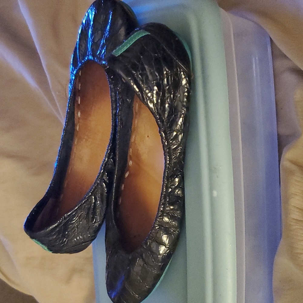 Tieks flats